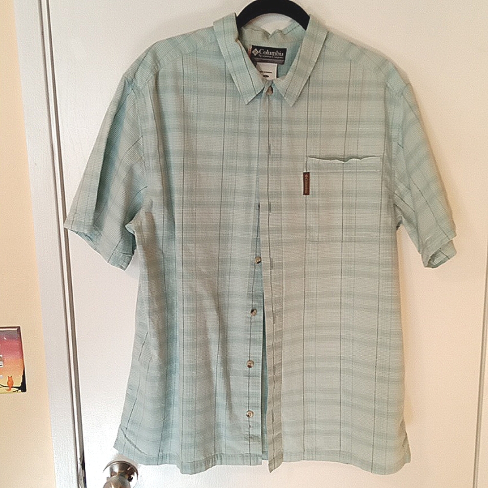 Men's  Columbia button up